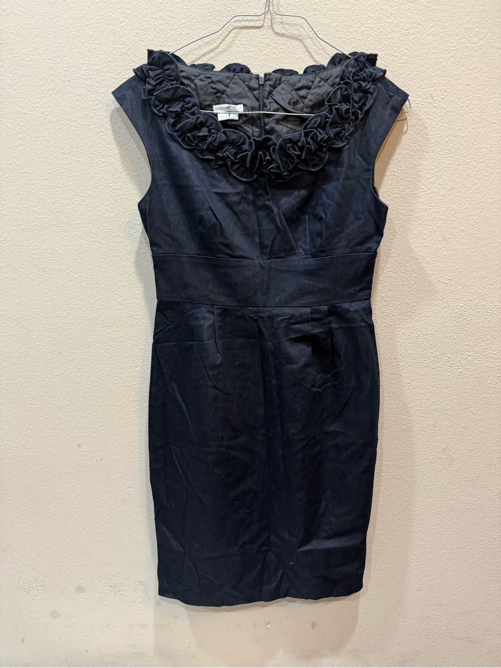 London Times Dress Womens 6 Black Stretch Sheath Sleeveless Back Zip Ruffle Trim